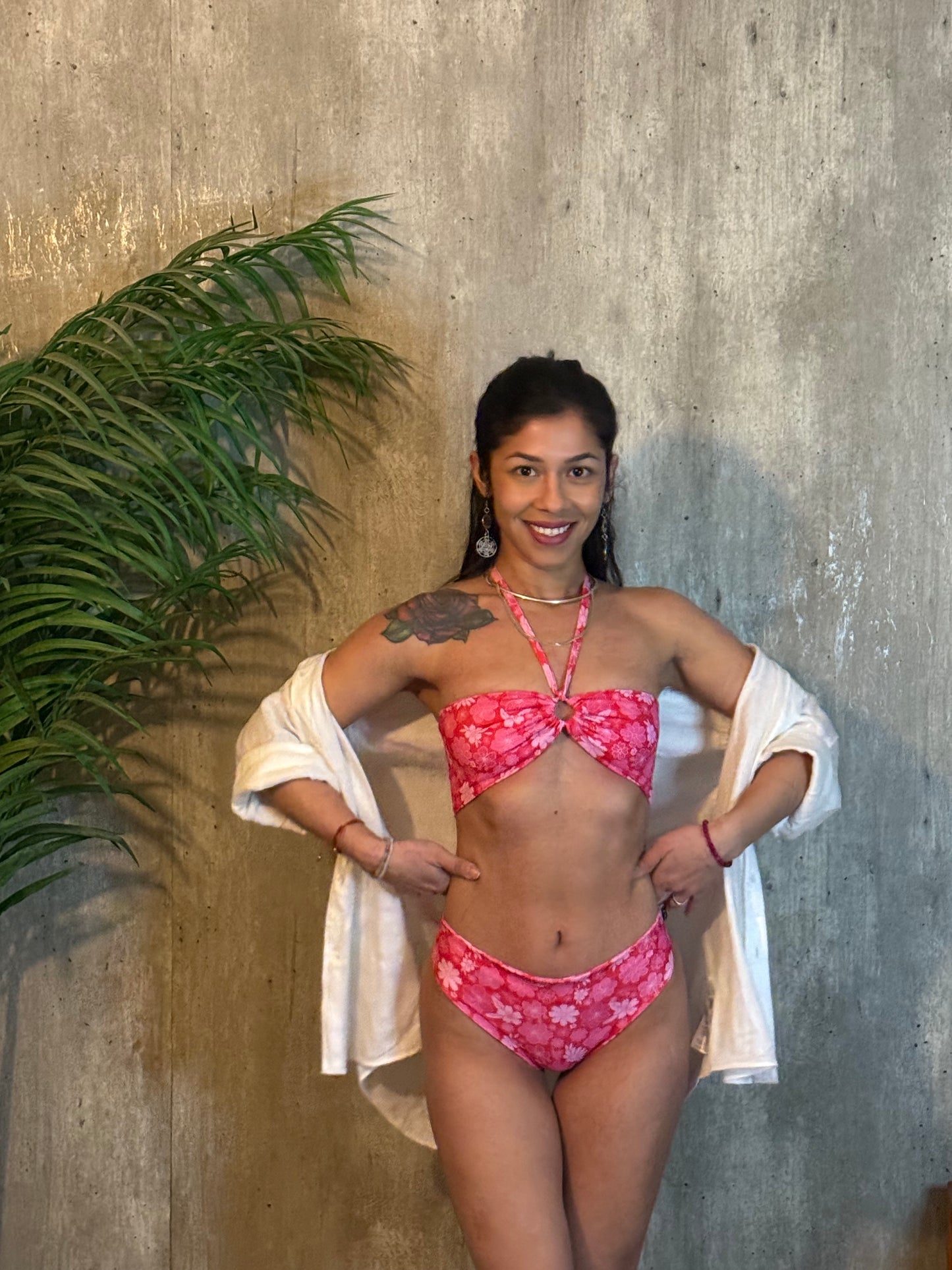 Top Malu: FLOWERS PINK