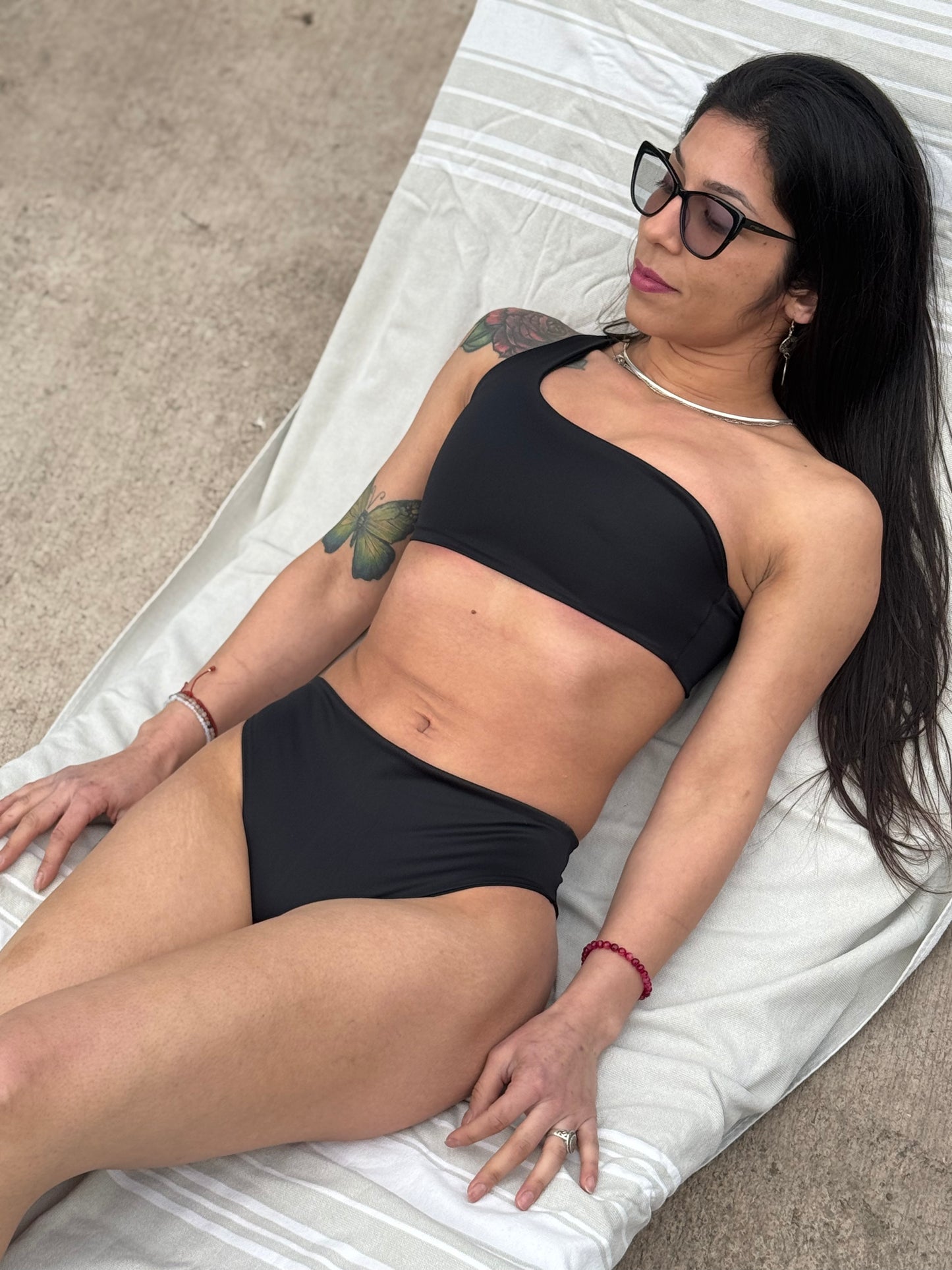 Top Lili: BLACK