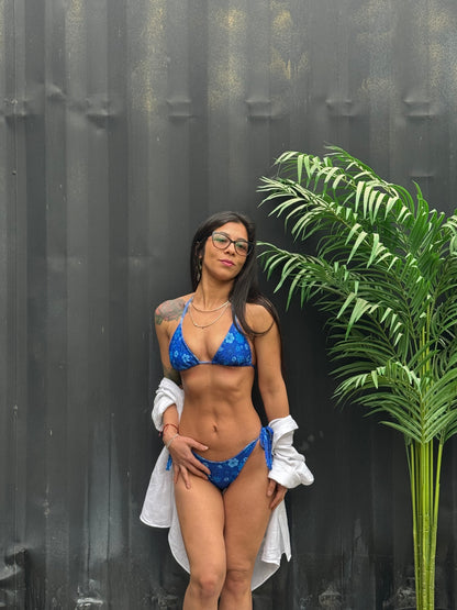 Top Lana: FLOWERS BLUE
